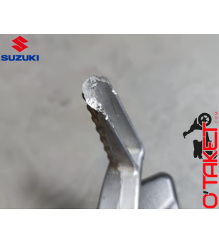 Platine/Repose pied avant gauche SFV 650 Gladius origine SUZUKI Accueil sur le site du spécialiste des deux roues O-TAKET.COM