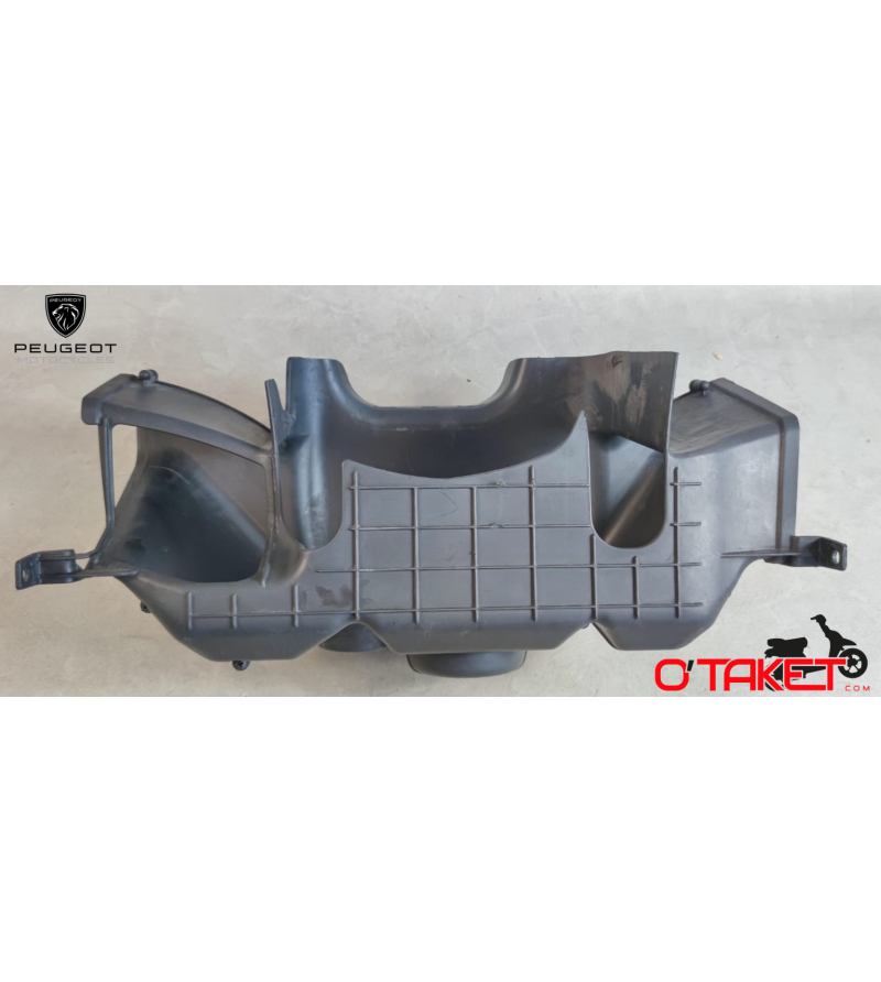 Support de prise d'air Satelis Compressor origine PEUGEOT 125 Accueil sur le site du spécialiste des deux roues O-TAKET.COM