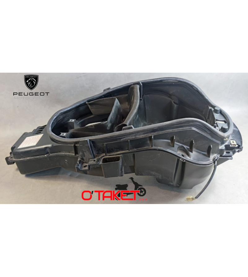 Coffre de selle Satelis/Satelis Compressor/Satelis Rs origine PEUGEOT 125 Accueil sur le site du spécialiste des deux roues O... Coffre de selle Satelis/Satelis Compressor/Satelis Rs origine PEUGEOT 125 Accueil sur le site du spécialiste des deux roues O...