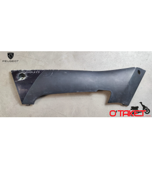 Bas de caisse gauche Kisbee/Streetzone origine PEUGEOT Accueil sur le site du spécialiste des deux roues O-TAKET.COM