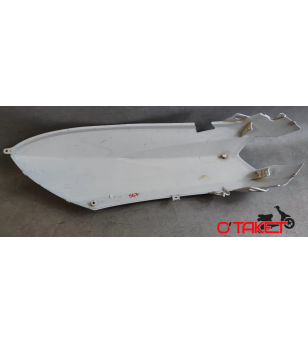 Coque latéral arrière droit Kisbee origine PEUGEOT Carrosseries sur le site du spécialiste des deux roues O-TAKET.COM