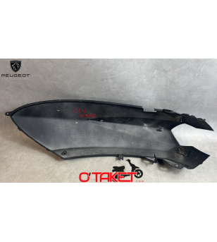 Coque latéral arrière droit Kisbee origine PEUGEOT Accueil sur le site du spécialiste des deux roues O-TAKET.COM