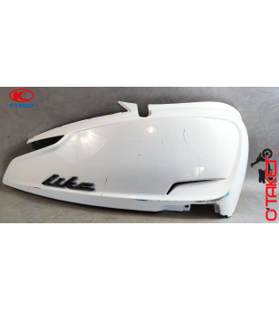 Carénage latéral arrière droit Like origine KYMCO 50/125 Accueil sur le site du spécialiste des deux roues O-TAKET.COM