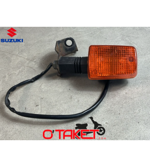 Clignotant droit DR/DF/GSE origine SUZUKI 125/200/350/500/650/800 Accueil sur le site du spécialiste des deux roues O-TAKET.COM