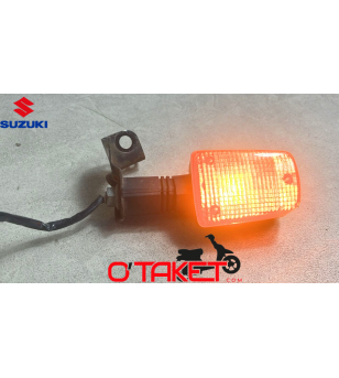 Clignotant droit DR/DF/GSE origine SUZUKI 125/200/350/500/650/800 Accueil sur le site du spécialiste des deux roues O-TAKET.COM