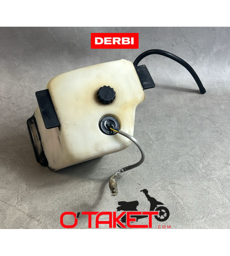 Réservoir d'huile Senda/RCR/SMT/RX/SX origine DERBI/GILERA/APRILIA Accueil sur le site du spécialiste des deux roues O-TAKET.COM Réservoir d'huile Senda/RCR/SMT/RX/SX origine DERBI/GILERA/APRILIA Accueil sur le site du spécialiste des deux roues O-TAKET.COM