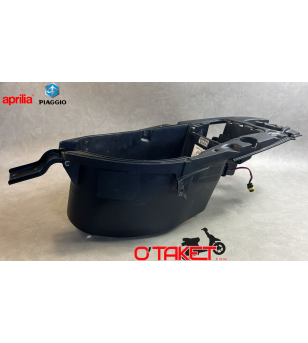Coffre de selle SR Motard/Typhoon origine APRILIA/PIAGGIO 50 2T Accueil sur le site du spécialiste des deux roues O-TAKET.COM