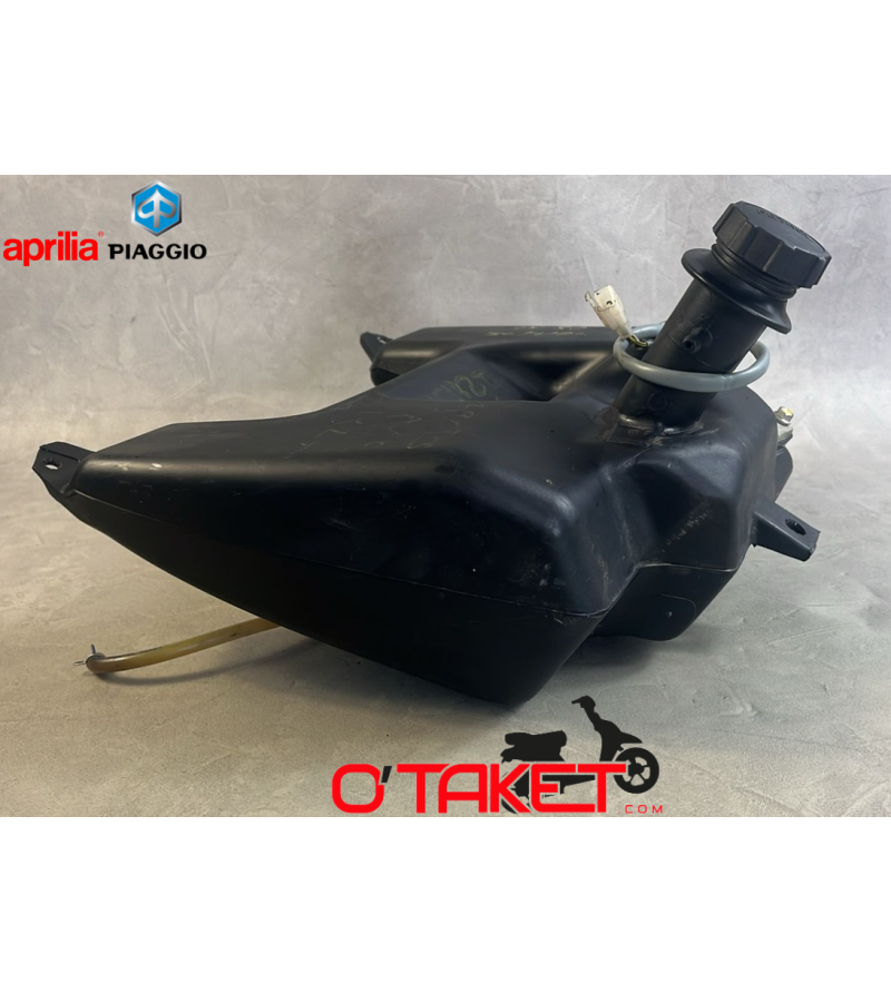 Réservoir à essence SR Motard/Typhoon origine APRILIA/PIAGGIO 50/125/150 Accueil sur le site du spécialiste des deux roues O-... Réservoir à essence SR Motard/Typhoon origine APRILIA/PIAGGIO 50/125/150 Accueil sur le site du spécialiste des deux roues O-...