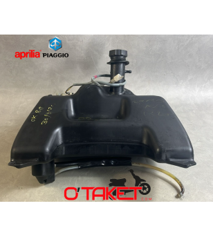 Réservoir à essence SR Motard/Typhoon origine APRILIA/PIAGGIO 50/125/150 Accueil sur le site du spécialiste des deux roues O-...