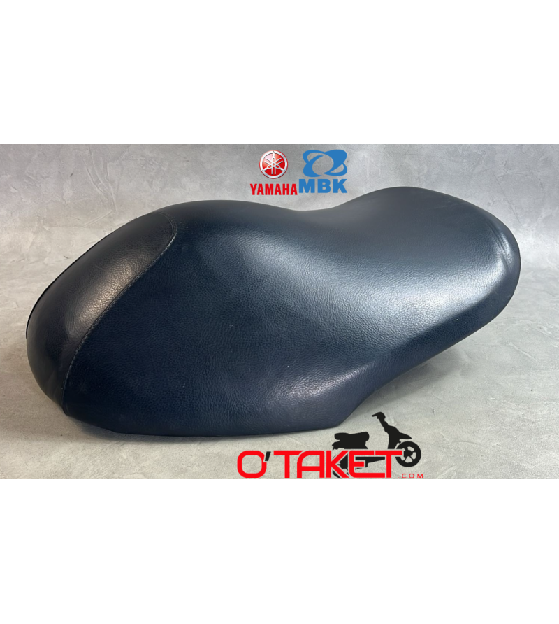 Selle Nitro/Aerox origine MBK/YAMAHA Accueil sur le site du spécialiste des deux roues O-TAKET.COM Selle Nitro/Aerox origine MBK/YAMAHA Accueil sur le site du spécialiste des deux roues O-TAKET.COM