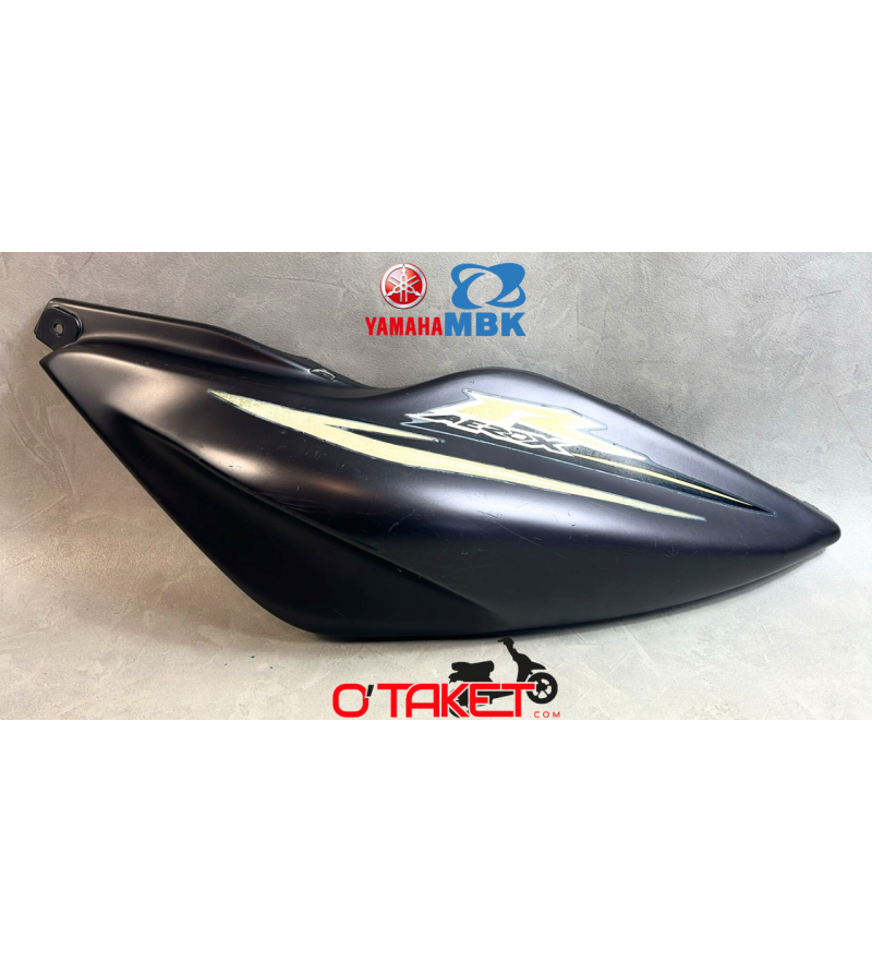 Coque latéral arrière gauche Aerox/Nitro origine YAMAHA/MBK Accueil sur le site du spécialiste des deux roues O-TAKET.COM Coque latéral arrière gauche Aerox/Nitro origine YAMAHA/MBK Accueil sur le site du spécialiste des deux roues O-TAKET.COM