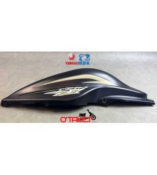 Coque latéral arrière gauche Aerox/Nitro origine YAMAHA/MBK Accueil sur le site du spécialiste des deux roues O-TAKET.COM