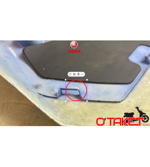 Ouï/ Flanc de carénage avant droit DT origine YAMAHA 50 Accueil sur le site du spécialiste des deux roues O-TAKET.COM