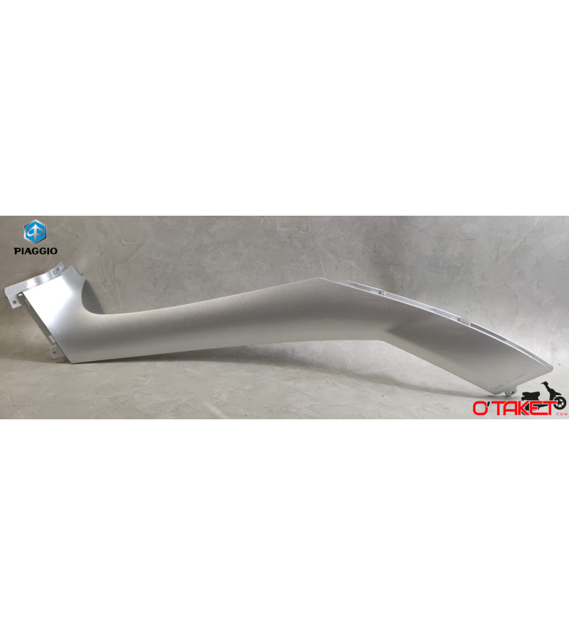 Carénage central gauche MP3 origine PIAGGIO 125/250/300/400/500 Accueil sur le site du spécialiste des deux roues O-TAKET.COM Carénage central gauche MP3 origine PIAGGIO 125/250/300/400/500 Accueil sur le site du spécialiste des deux roues O-TAKET.COM