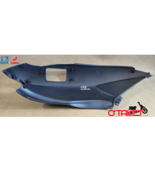 Coque latéral arrière gauche Skyliner/Majesty origine MBK/YAMAHA 125 Accueil sur le site du spécialiste des deux roues O-TAKE...
