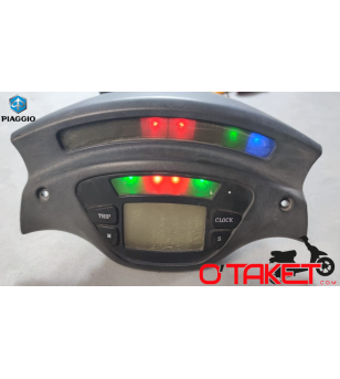 Compteur STR Digital X9 origine PIAGGIO 125 Accueil sur le site du spécialiste des deux roues O-TAKET.COM