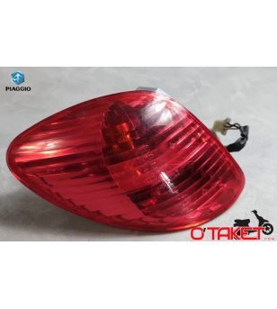 Clignotant/Feu arrière gauche X9 origine PIAGGIO Accueil sur le site du spécialiste des deux roues O-TAKET.COM