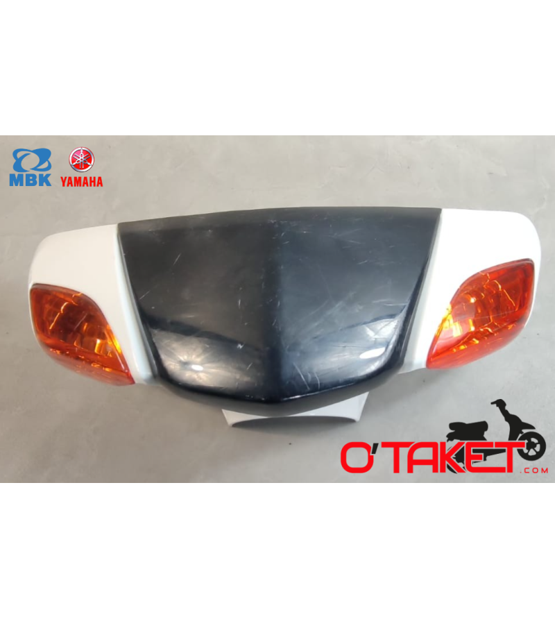 Couvre guidon avec clignotants Cygnus/Flame X origine MBK/YAMAHA Accueil sur le site du spécialiste des deux roues O-TAKET.COM Couvre guidon avec clignotants Cygnus/Flame X origine MBK/YAMAHA Accueil sur le site du spécialiste des deux roues O-TAKET.COM