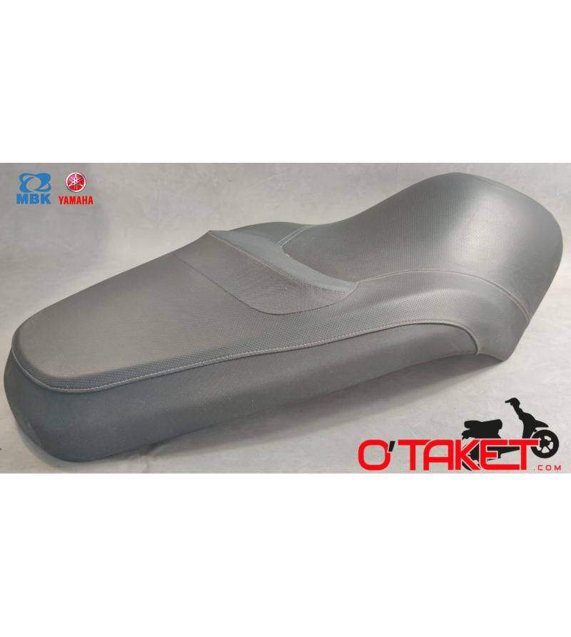Selle X-MAX/SKYCRUISER origine MBK/YAMAHA Accueil sur le site du spécialiste des deux roues O-TAKET.COM Selle X-MAX/SKYCRUISER origine MBK/YAMAHA Accueil sur le site du spécialiste des deux roues O-TAKET.COM