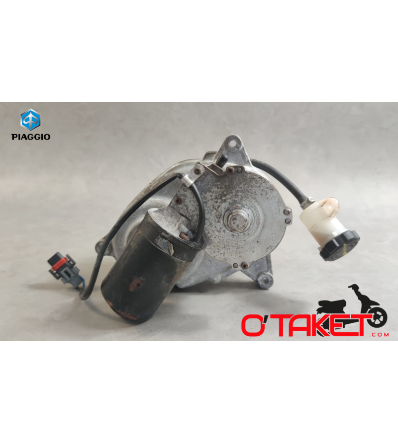 Moteur complet MP3 500 LT Sport Business origine PIAGGIO Accueil sur le site du spécialiste des deux roues O-TAKET.COM Moteur complet MP3 500 LT Sport Business origine PIAGGIO Accueil sur le site du spécialiste des deux roues O-TAKET.COM