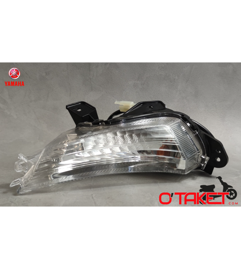 Clignotant avant gauche X-MAX origine YAMAHA Accueil sur le site du spécialiste des deux roues O-TAKET.COM Clignotant avant gauche X-MAX origine YAMAHA Accueil sur le site du spécialiste des deux roues O-TAKET.COM