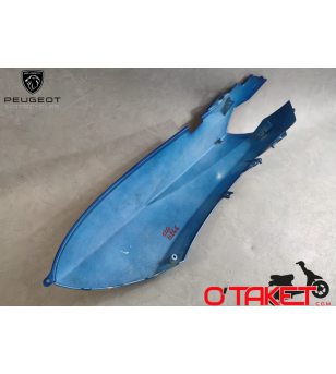 Coque latéral arrière droit Kisbee origine PEUGEOT Accueil sur le site du spécialiste des deux roues O-TAKET.COM Coque latéral arrière droit Kisbee origine PEUGEOT Accueil sur le site du spécialiste des deux roues O-TAKET.COM