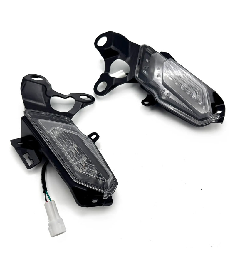 CLIGNOTANT AVANT MAXI SCOOTER TUN'R ADAPT. YAMAHA 125-300 XMAX 23 - 25 HOMOLOGUE CE (PR)