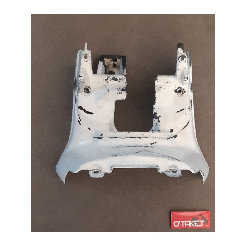 Dessous de selle Nitro/Aerox origine MBK/YAMAHA Carrosseries sur le site du spécialiste des deux roues O-TAKET.COM Dessous de selle Nitro/Aerox origine MBK/YAMAHA Carrosseries sur le site du spécialiste des deux roues O-TAKET.COM