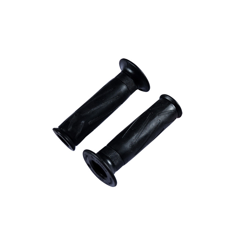 REVETEMENT/POIGNEE DOMINO TYPE ORIGINE YAMAHA NOIR (PR) 120MM Revêtements et Poignées sur le site du spécialiste des deux rou...