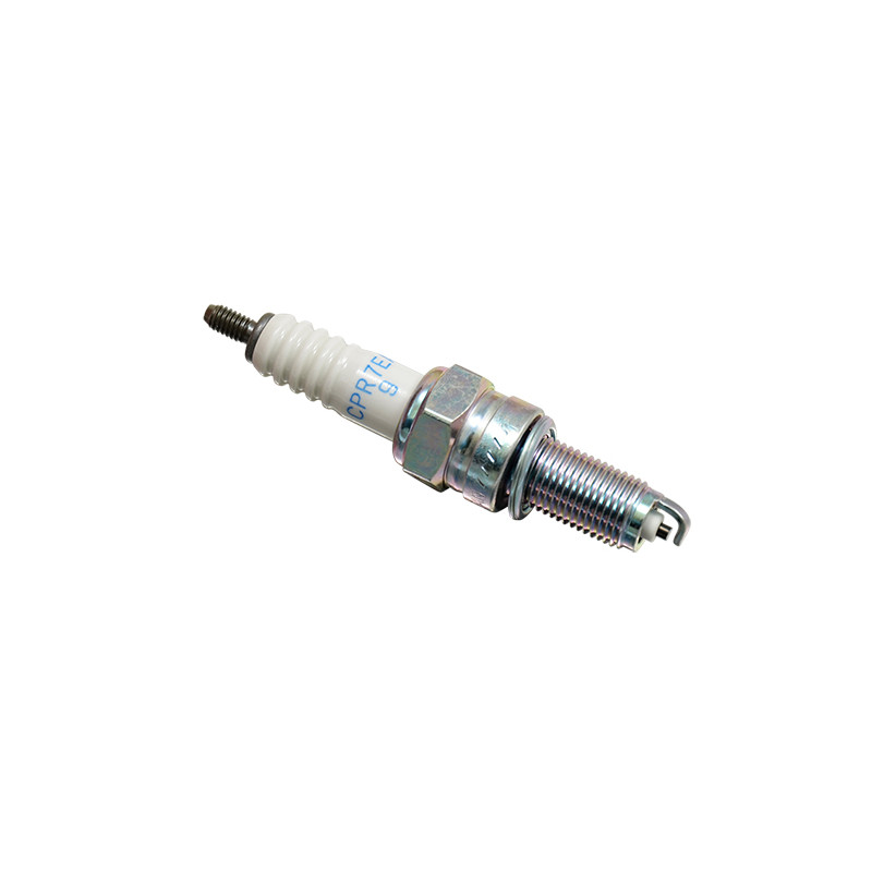 BOUGIE NGK CPR7EA-9 CYCLO/SOLEX sur le site du spécialiste des deux roues O-TAKET.COM