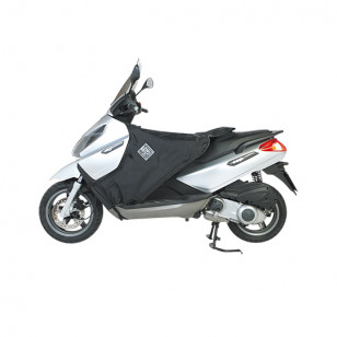 TABLIER MAXI SCOOTER TUCANO ADAPT. 125/200 SYM JOYRIDE/EVO ÉQUIPEMENTS sur le site du spécialiste des deux roues O-TAKET.COM