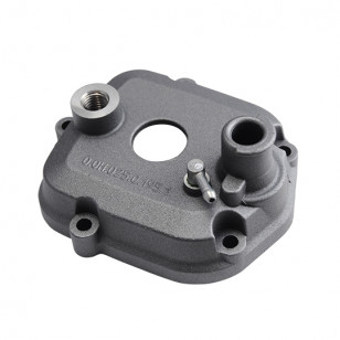 CULASSE MOTO OEM DERBI SENDA/GPR/RS50/RS4/RX50/SMT/RCR 2018- EURO4 (CM2869025) COUVERCLE 50 À BOITE sur le site du spécialist...