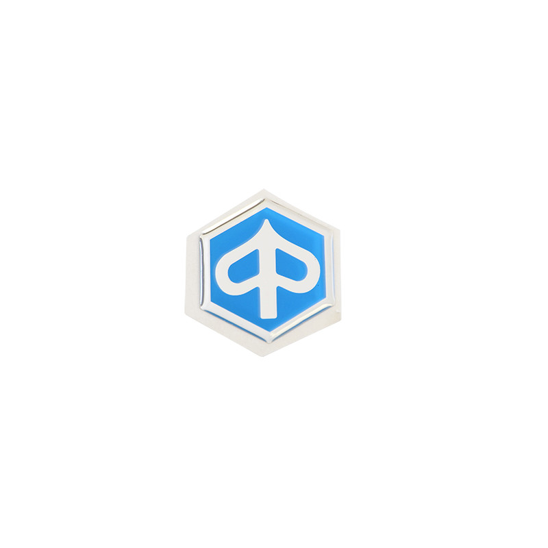 ECUSSON/AUTOCOLLANT LOGO PIAGGIO TABLIER AV SCOOTER OEM PIAGGIO ZIP (574771) SCOOTER sur le site du spécialiste des deux roue... ECUSSON/AUTOCOLLANT LOGO PIAGGIO TABLIER AV SCOOTER OEM PIAGGIO ZIP (574771) SCOOTER sur le site du spécialiste des deux roue...
