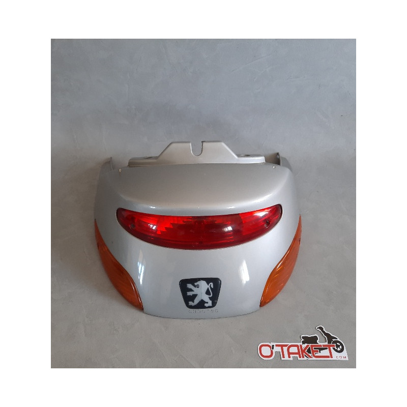 Coque arrière complète avec feu et clignotants ELYSTAR/ELYSEO origine PEUGEOT Carrosseries sur le site du spécialiste des deu... Coque arrière complète avec feu et clignotants ELYSTAR/ELYSEO origine PEUGEOT Carrosseries sur le site du spécialiste des deu...