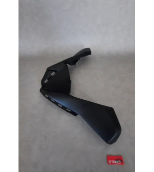 Cache sous bulle/pare brise X-MAX origine YAMAHA Carrosseries sur le site du spécialiste des deux roues O-TAKET.COM