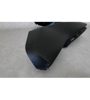 Cache sous bulle/pare brise X-MAX origine YAMAHA Carrosseries sur le site du spécialiste des deux roues O-TAKET.COM