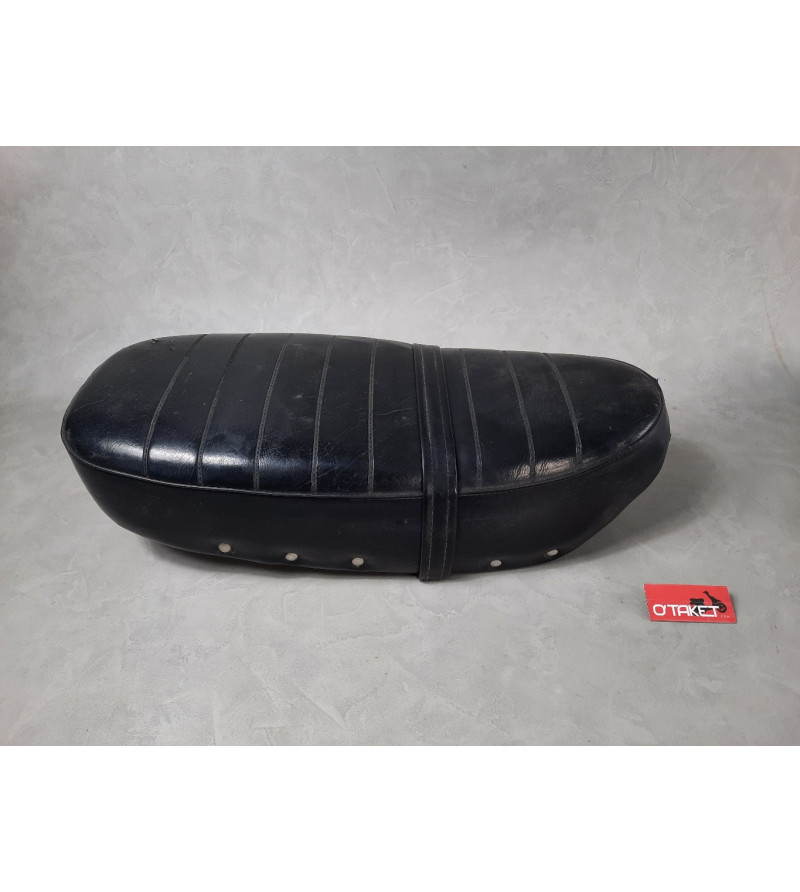 Selle DAX origine SKYTEAM Accueil sur le site du spécialiste des deux roues O-TAKET.COM Selle DAX origine SKYTEAM Accueil sur le site du spécialiste des deux roues O-TAKET.COM