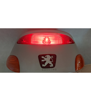 Coque arrière complète avec feu et clignotants ELYSTAR/ELYSEO origine PEUGEOT Carrosseries sur le site du spécialiste des deu...