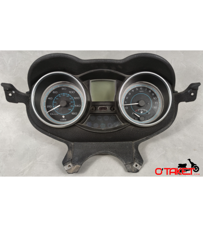 Compteur X-EVO + son cache origine PIAGGIO 125 2007→ Accueil sur le site du spécialiste des deux roues O-TAKET.COM