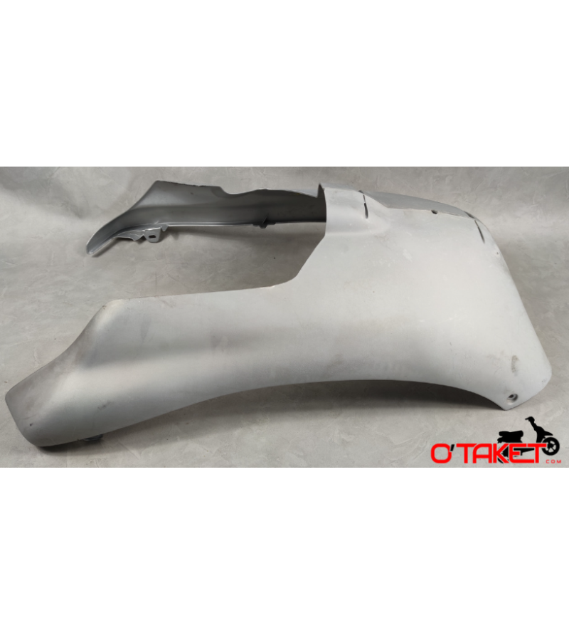 Bas de caisse Elyseo/Elystar origine PEUGEOT Accueil sur le site du spécialiste des deux roues O-TAKET.COM Bas de caisse Elyseo/Elystar origine PEUGEOT Accueil sur le site du spécialiste des deux roues O-TAKET.COM