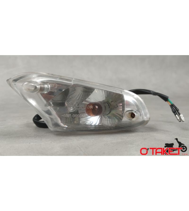 Clignotant avant gauche Agility origine KYMCO 10/12" 50/125 Accueil sur le site du spécialiste des deux roues O-TAKET.COM Clignotant avant gauche Agility origine KYMCO 10/12" 50/125 Accueil sur le site du spécialiste des deux roues O-TAKET.COM