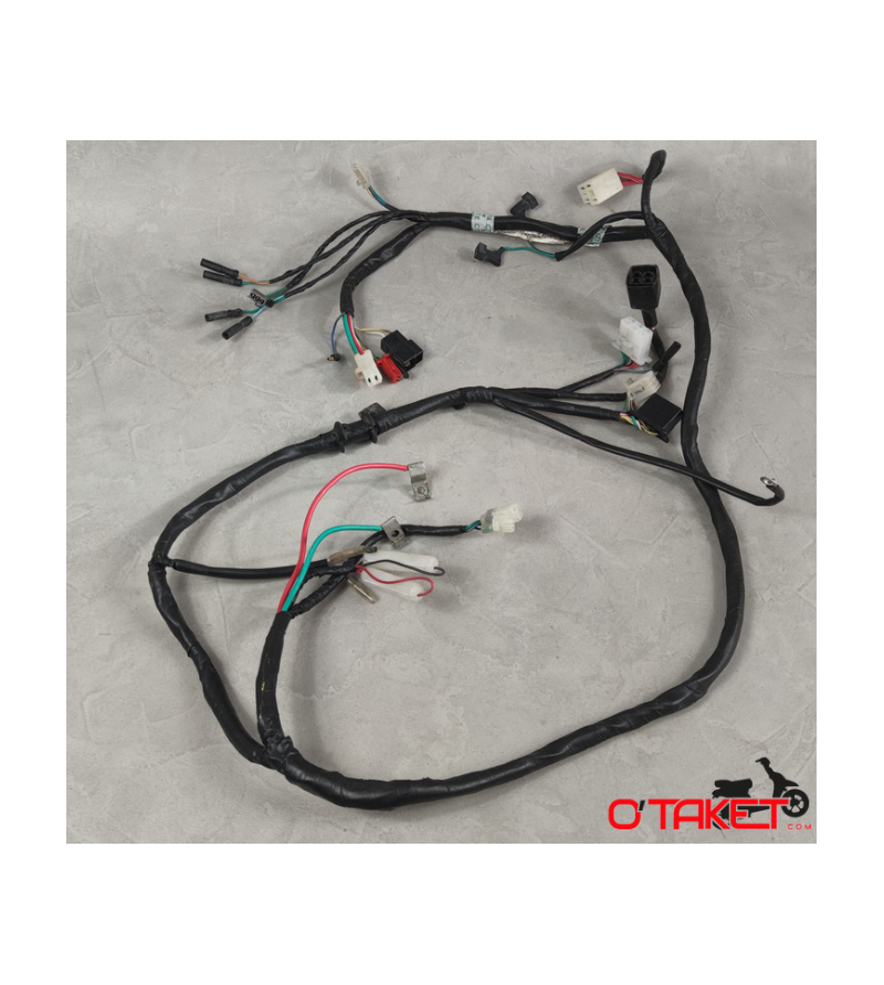 Faisceau électrique Agility origine KYMCO 10/12" 50/125 Accueil sur le site du spécialiste des deux roues O-TAKET.COM Faisceau électrique Agility origine KYMCO 10/12" 50/125 Accueil sur le site du spécialiste des deux roues O-TAKET.COM