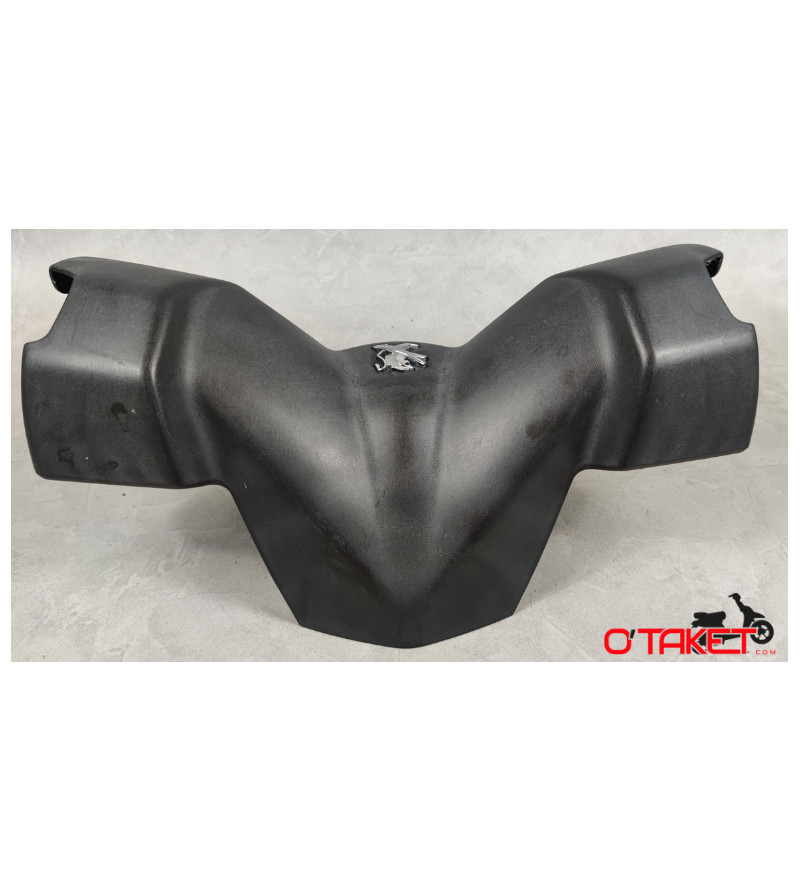Couvre/dessus de guidon supérieur Citystar origine PEUGEOT 50/125/200 2T/4T Accueil sur le site du spécialiste des deux roues... Couvre/dessus de guidon supérieur Citystar origine PEUGEOT 50/125/200 2T/4T Accueil sur le site du spécialiste des deux roues...