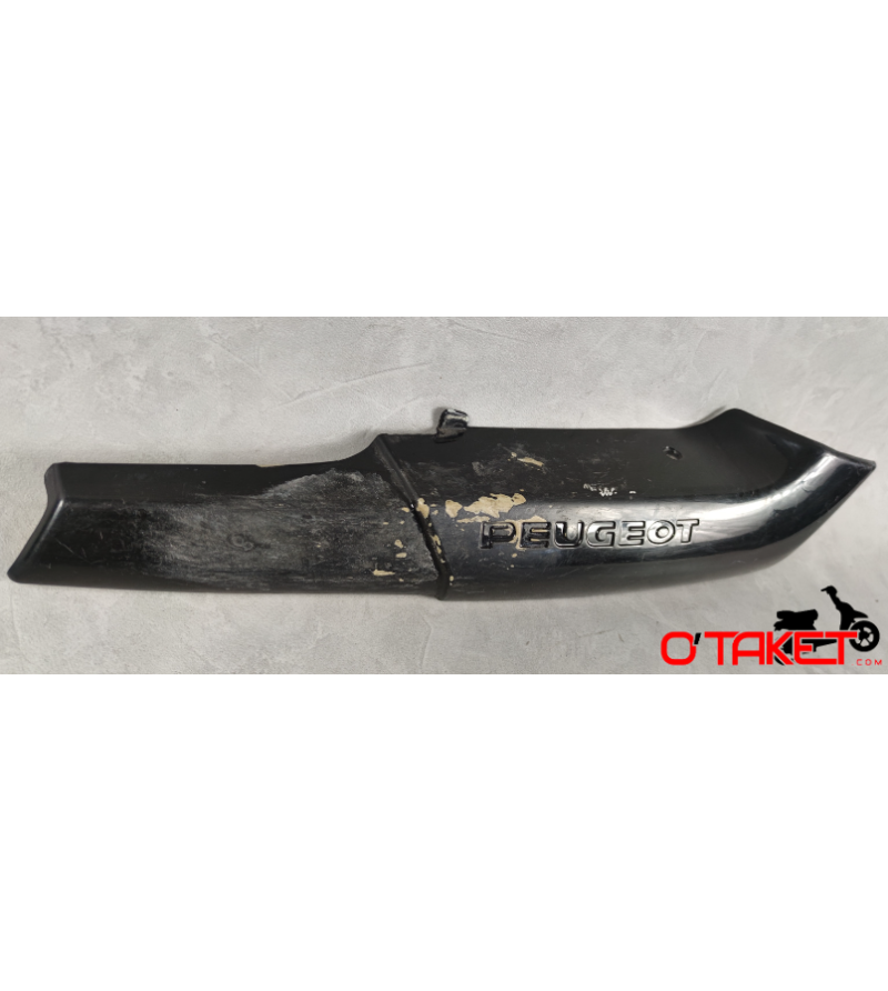Carénage carter latéral droit 103 Vogue origine PEUGEOT Accueil sur le site du spécialiste des deux roues O-TAKET.COM Carénage carter latéral droit 103 Vogue origine PEUGEOT Accueil sur le site du spécialiste des deux roues O-TAKET.COM