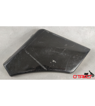 Capotage/Boite a outils droit 103 SPX origine PEUGEOT Accueil sur le site du spécialiste des deux roues O-TAKET.COM