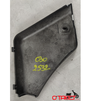 Capotage/Boite a outils gauche 103 SPX origine PEUGEOT Accueil sur le site du spécialiste des deux roues O-TAKET.COM