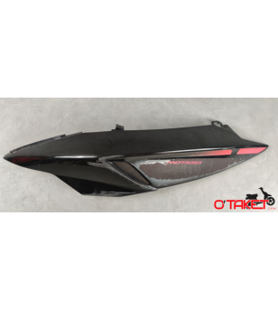 Carénage latéral arière gauche origine APRILIA SR Motard 50/125cc 2T/4T Accueil sur le site du spécialiste des deux roues O-T...