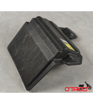 Couvercle/ Cache batterie origine APRILIA SR Motard/Sport City One/PIAGGIO Typhoon 50/125cc 2T/4T Accueil sur le site du spéc...