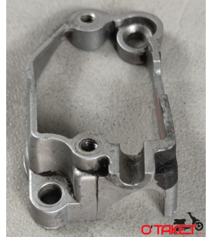 Support/Couvercle de pompe à huile Chappy origine YAMAHA Accueil sur le site du spécialiste des deux roues O-TAKET.COM