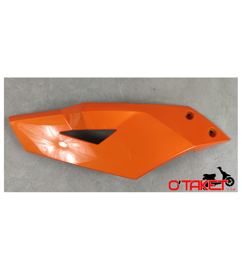 Carénage GENERIC avant gauche supérieur origine Trigger SM, X, One/KSR TR SM, X, One/MALAGUTI XTM, XSM Accueil sur le site du...